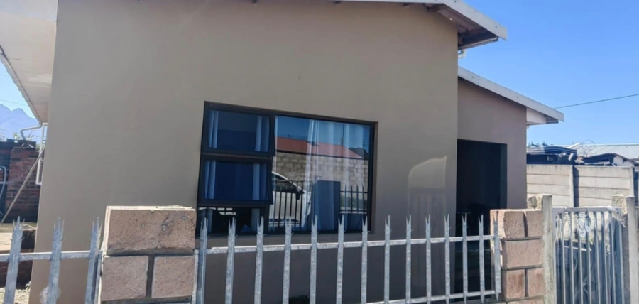 3 Bedroom Property for Sale in Pacaltsdorp Western Cape